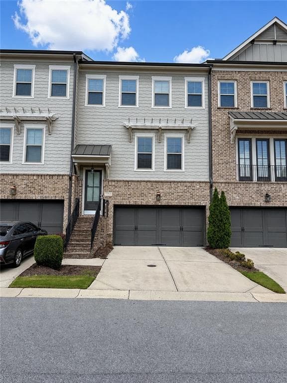 3 bedroom, 4 bathroom, 3,360 sq ft townhouse under contract at 3756 Huger Place, Smyrna, GA 30080