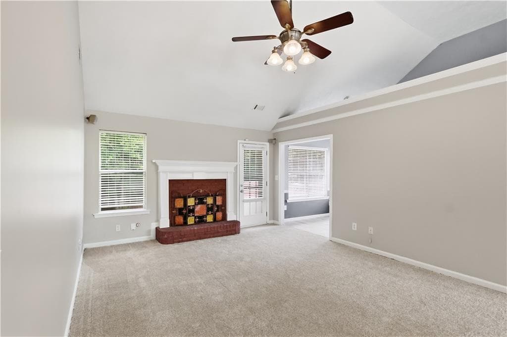 4 bedroom, 3 bathroom, 1,371 sq ft single family residence for sale at 165 Syracuse Lane, Covington, GA 30016 — photo 5