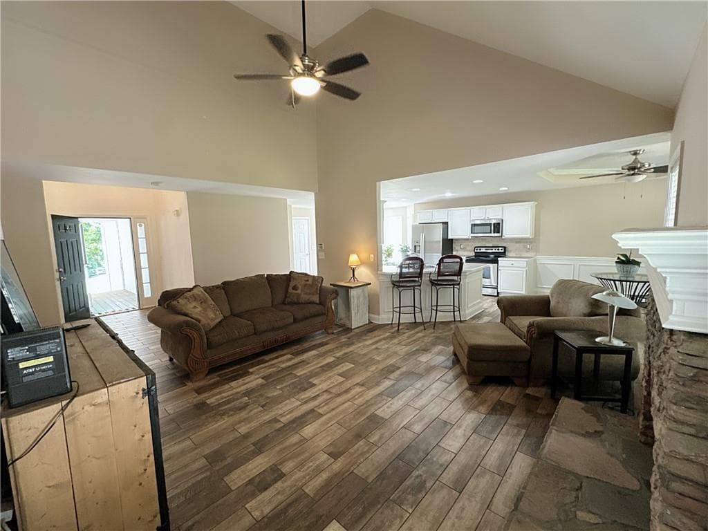 4 bedroom, 1 bathroom, 3,906 sq ft single family residence for sale at 928 Mulberry Fields Cove, Auburn, GA 30011 — photo 9