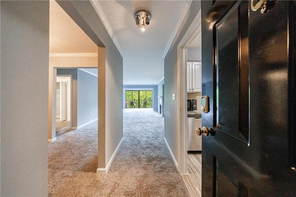 2 bedroom, 2 bathroom condominium for rent at 27306 Plantation Drive 306, Atlanta, GA 30324 for $2,400 a month — photo 5