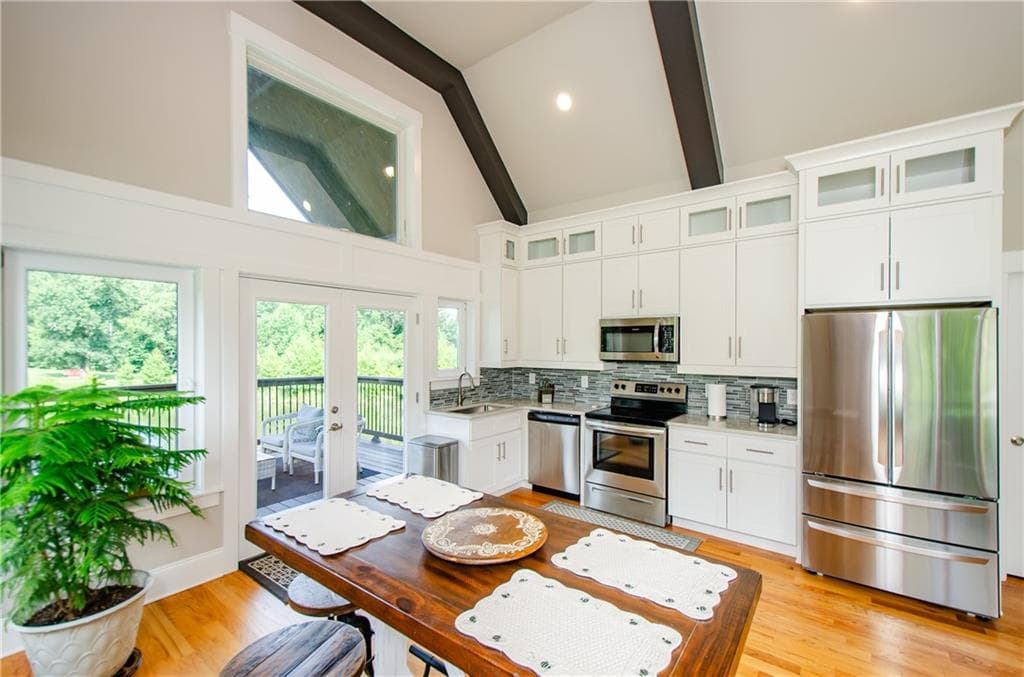 3 bedroom, 3 bathroom, 1,844 sq ft single family residence for sale at 161 Hensley Lane, Hoschton, GA 30548 — photo 10