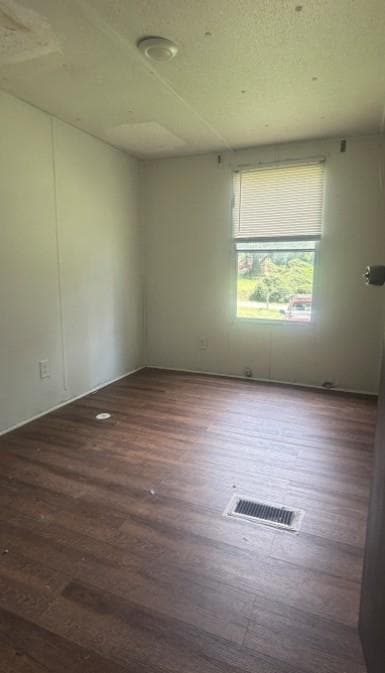 3 bedroom, 2 bathroom, 924 sq ft single family residence for sale at 5814 Church Street, Flowery Branch, GA 30542 — photo 8