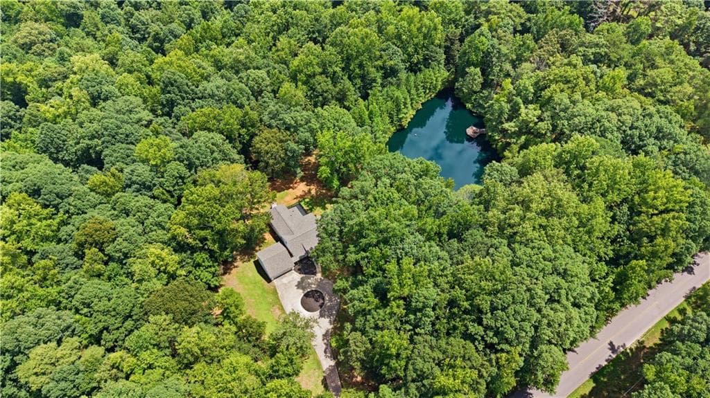 5 bedroom, 3 bathroom, 3,000 sq ft single family residence for sale at 3736 Airline Road, Mcdonough, GA 30252