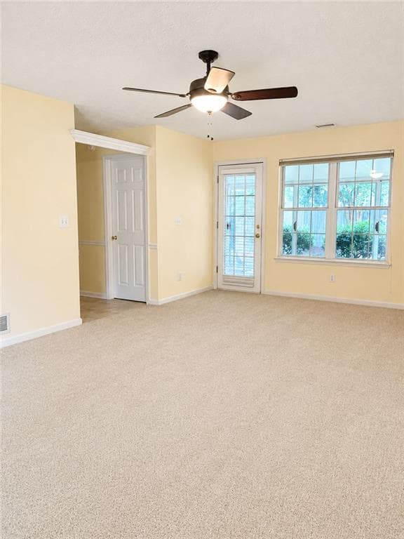 3 bedroom, 3 bathroom, 2,118 sq ft single family residence for sale at 900 Willow Springs Court, Loganville, GA 30052 — photo 3
