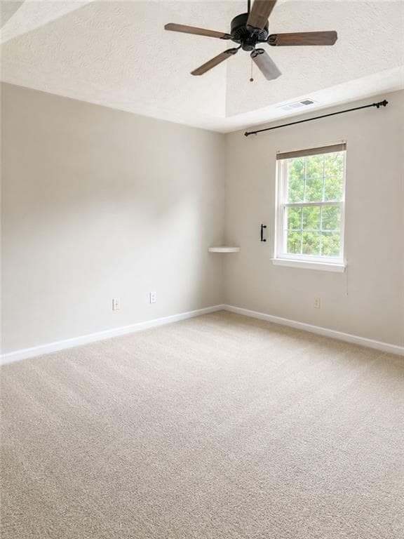 3 bedroom, 3 bathroom, 2,118 sq ft single family residence for sale at 900 Willow Springs Court, Loganville, GA 30052 — photo 6