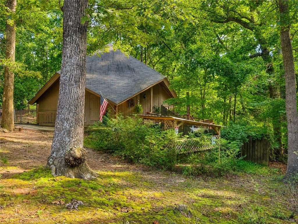 3 bedroom, 2 bathroom, 1,176 sq ft single family residence for sale at 3215 The Trail Road, Gainesville, GA 30501