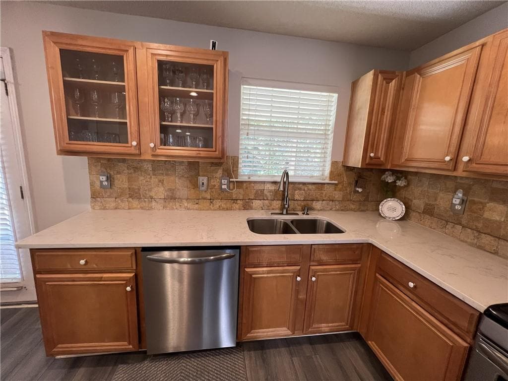5 bedroom, 3 bathroom, 3,355 sq ft single family residence for sale at 4405 Ivy Fork Drive, Loganville, GA 30052 — photo 9