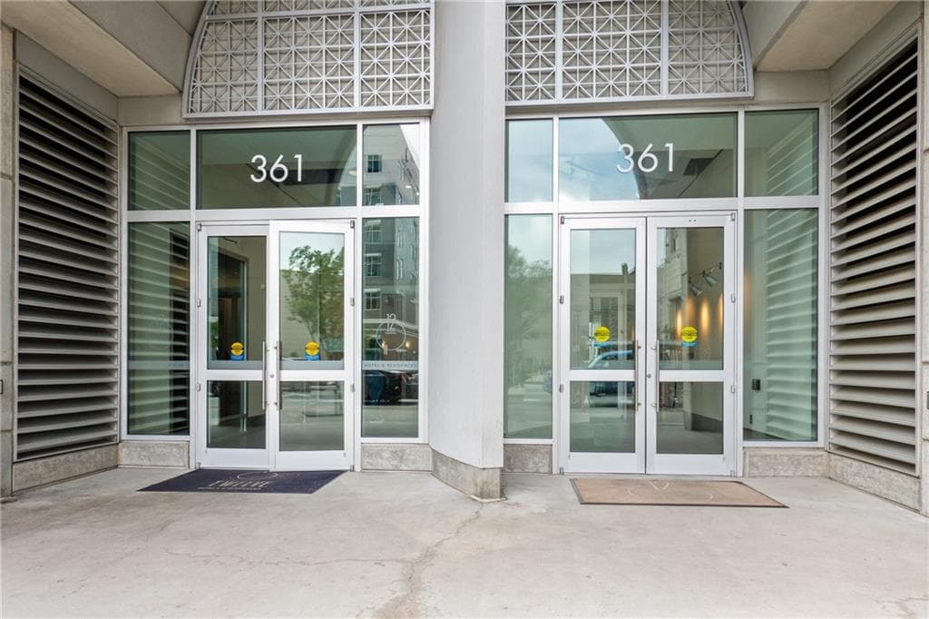 1 bedroom, 1 bathroom, 746 sq ft condominium for sale at 361 17th Street 704, Atlanta, GA 30363 — photo 7