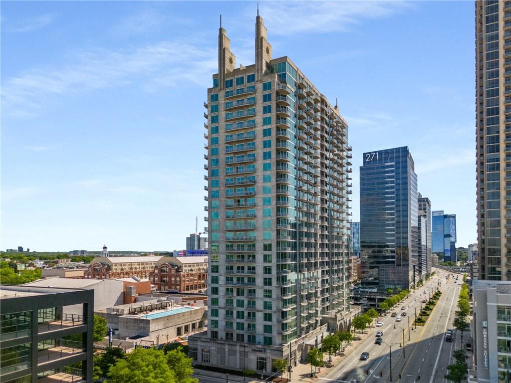 1 bedroom, 1 bathroom, 746 sq ft condominium for sale at 361 17th Street 704, Atlanta, GA 30363 — photo 6