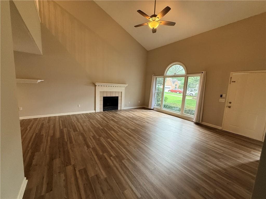 3 bedroom, 2 bathroom, 2,060 sq ft single family residence for sale at 150 Ocee View Court, Johns Creek, GA 30022 — photo 5