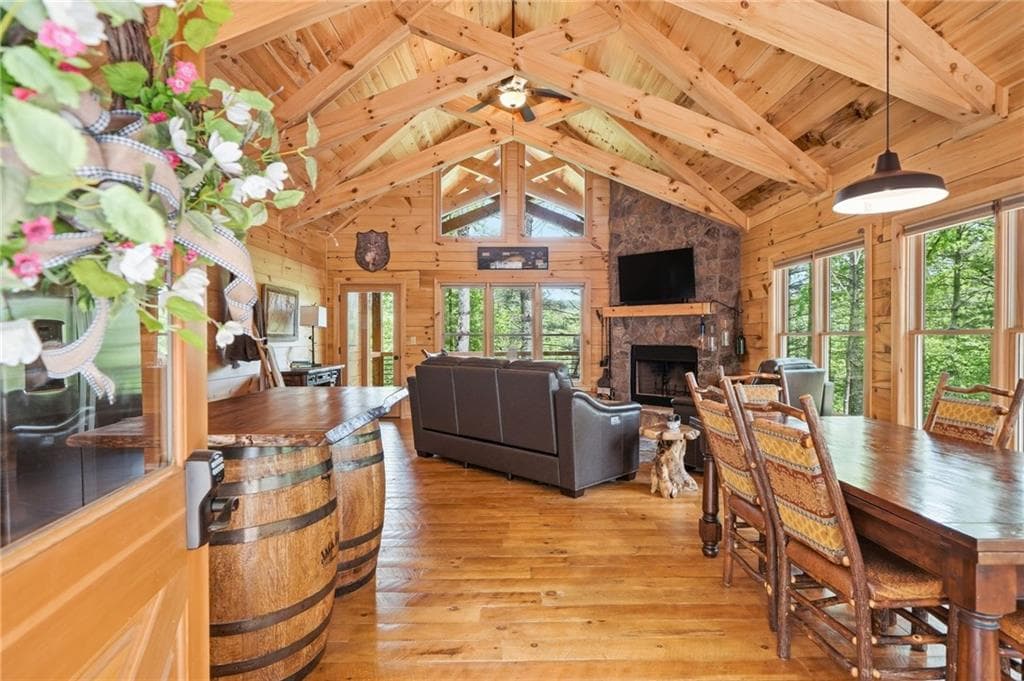2 bedroom, 2 bathroom, 2,242 sq ft single family residence for sale at 85 Christopher Drive, Ellijay, GA 30540 — photo 6