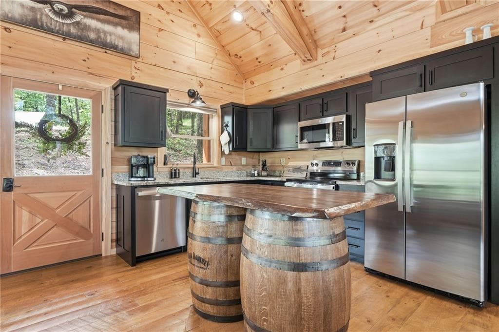 2 bedroom, 2 bathroom, 2,242 sq ft single family residence for sale at 85 Christopher Drive, Ellijay, GA 30540 — photo 8