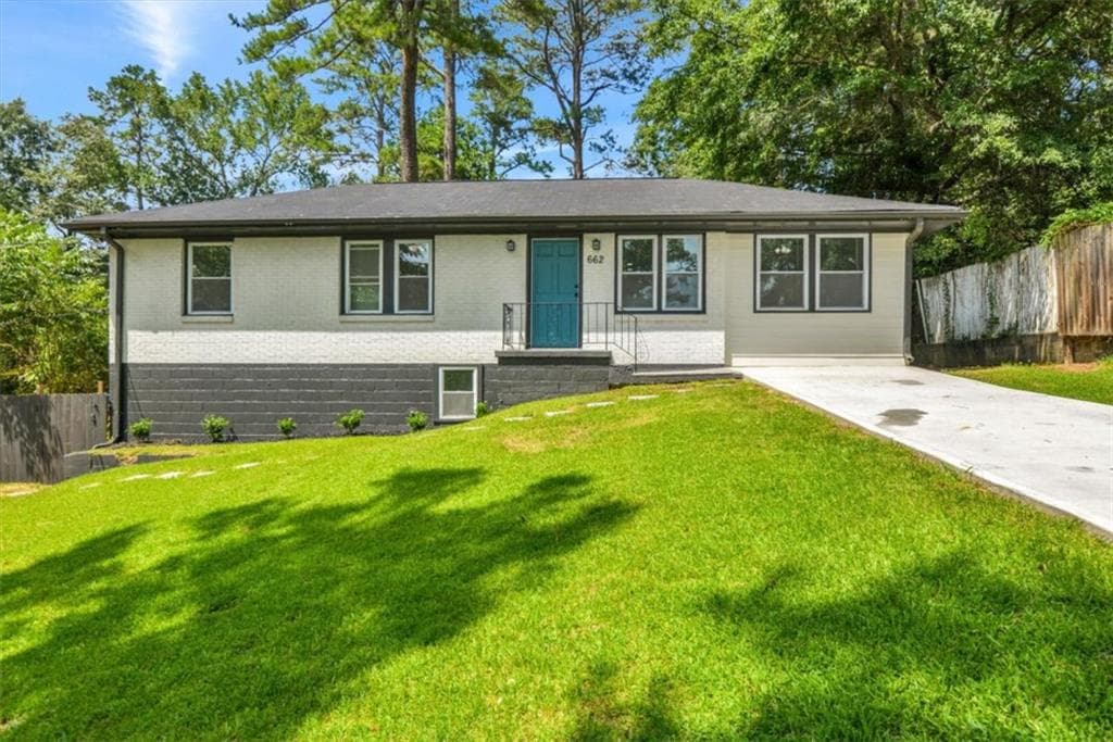 5 bedroom, 3 bathroom, 2,300 sq ft single family residence under contract at 662 Melrose Drive, Forest Park, GA 30297