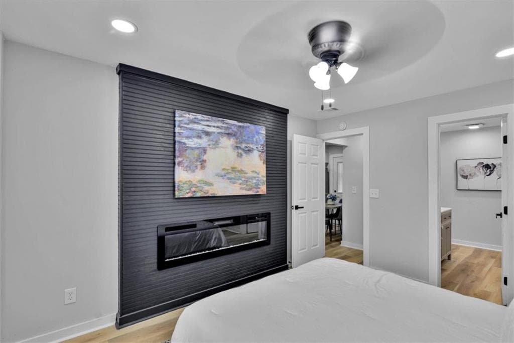 5 bedroom, 3 bathroom, 2,300 sq ft single family residence under contract at 662 Melrose Drive, Forest Park, GA 30297 — photo 9