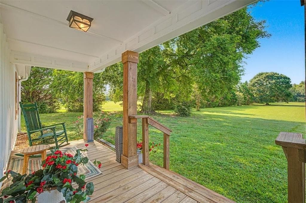 2 bedroom, 2 bathroom, 1,250 sq ft single family residence for sale at 1895 County Road 78, Centre, AL 35960 — photo 7