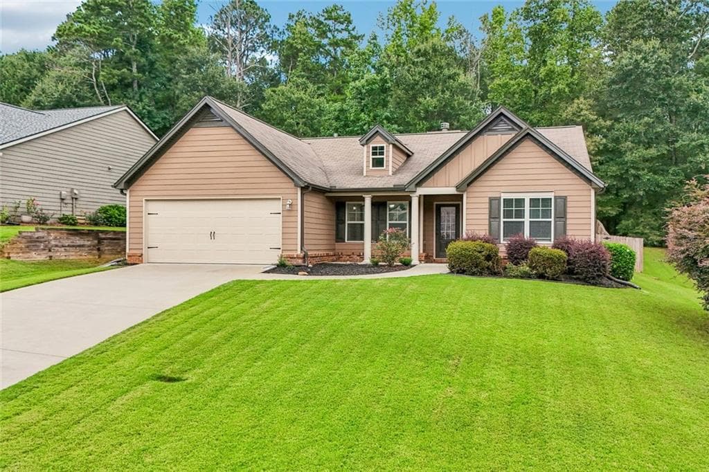 3925 Spring Ridge Drive, Cumming, GA 30028 — most recent listing photo