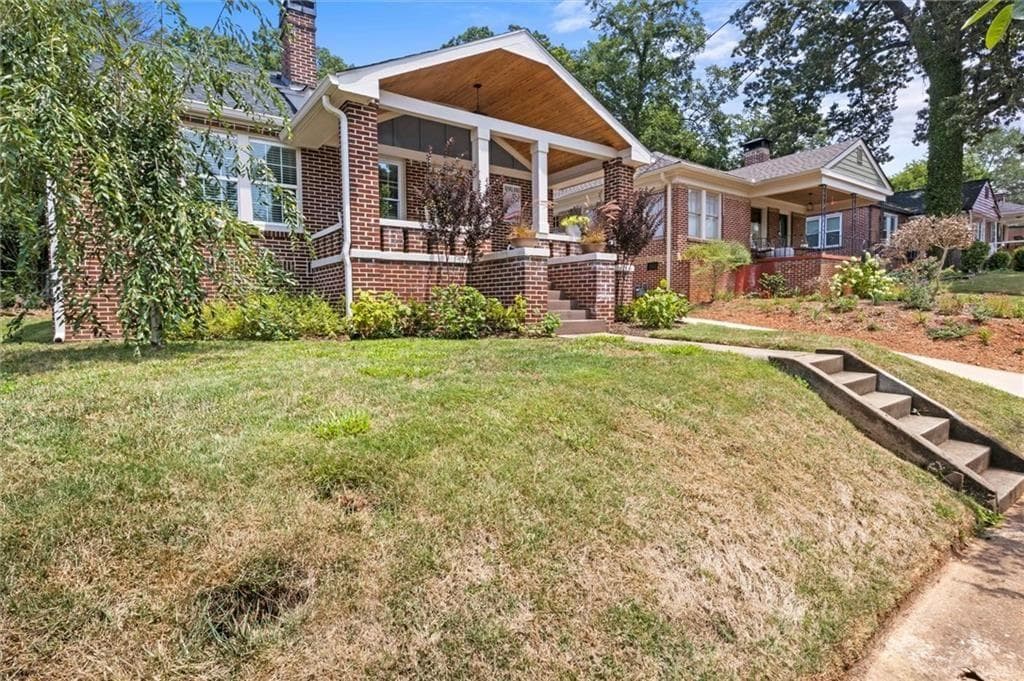 3 bedroom, 2 bathroom, 1,659 sq ft single family residence for rent at 1183 Ewing Place, Atlanta, GA 30310 for $2,395 a month — photo 2