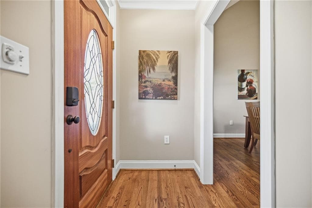 4 bedroom, 3 bathroom, 2,760 sq ft townhouse for sale at 1515 Liberty Lane, Roswell, GA 30075 — photo 5
