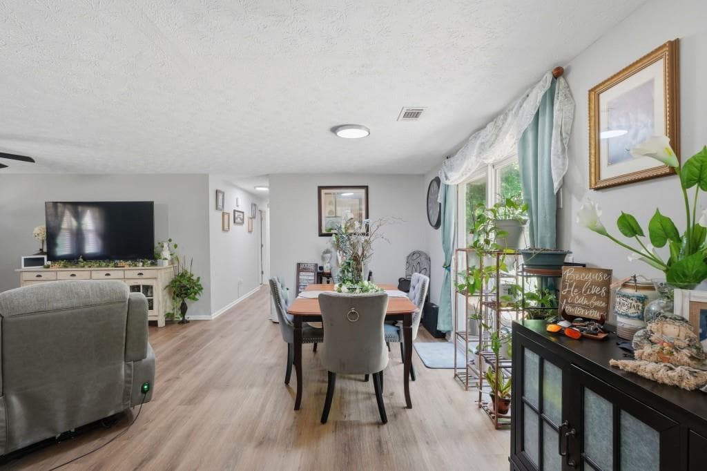 3 bedroom, 2 bathroom, 1,355 sq ft single family residence for sale at 6380 Pleasant Drive, Winston, GA 30187 — photo 6