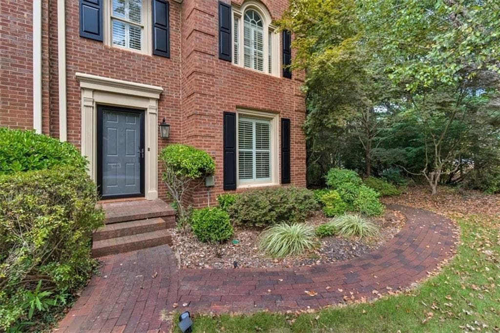 2 bedroom, 3 bathroom, 1,781 sq ft townhouse for rent at 1211 Whitlock Ridge Drive, Marietta, GA 30064 for $2,200 a month — photo 1 of 41