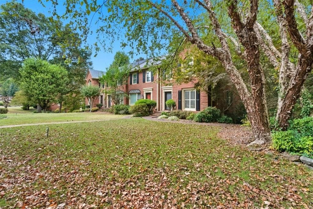 2 bedroom, 3 bathroom, 1,781 sq ft townhouse for rent at 1211 Whitlock Ridge Drive, Marietta, GA 30064 for $2,200 a month — photo 2