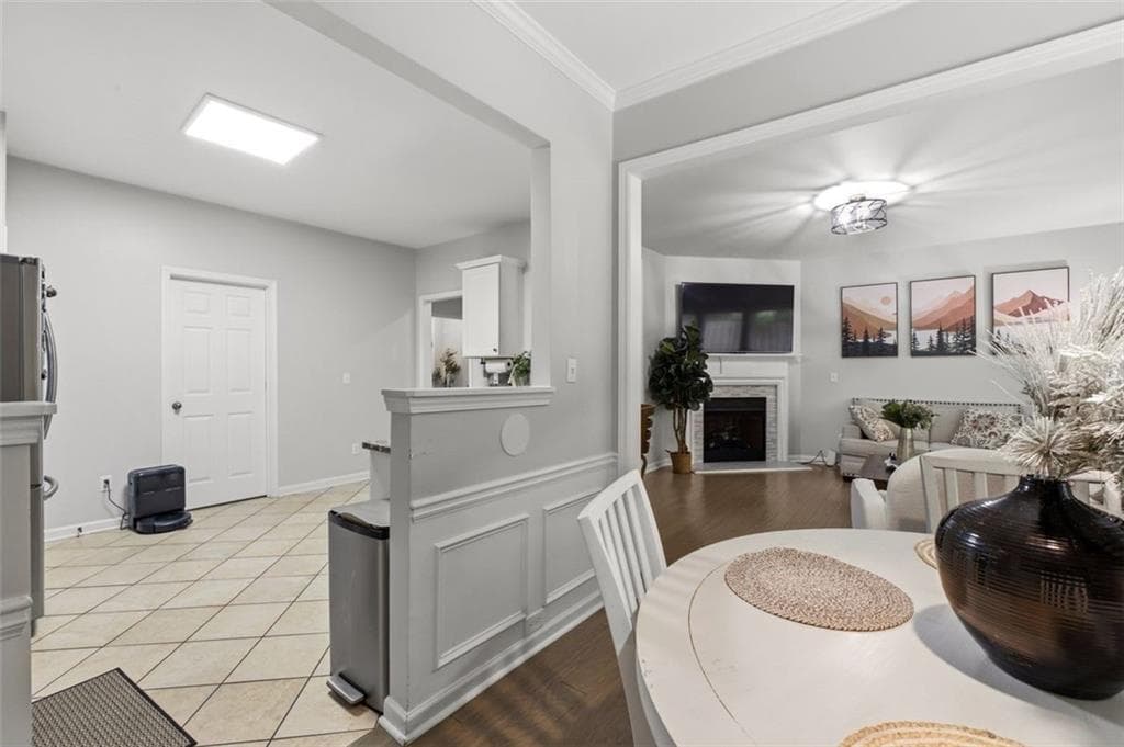 3 bedroom, 3 bathroom, 1,995 sq ft townhouse for sale at 4922 Berkeley Oak Circle, Peachtree Corners, GA 30092 — photo 10