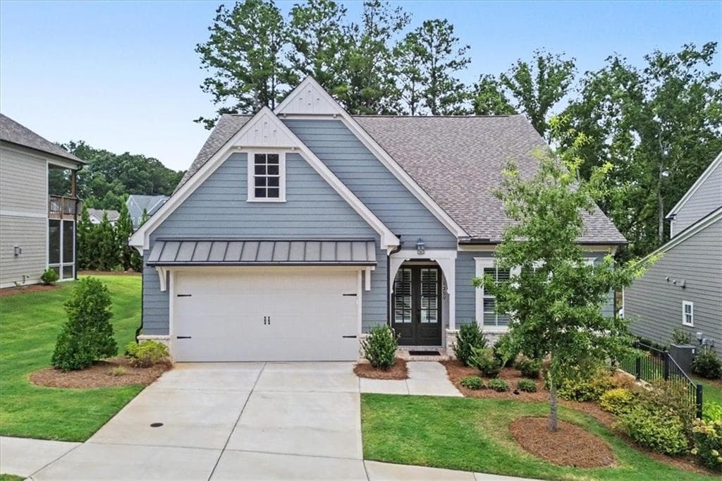 2 bedroom, 3 bathroom, 2,940 sq ft single family residence under contract at 1259 Lakeside Overlook, Canton, GA 30114 — photo 2
