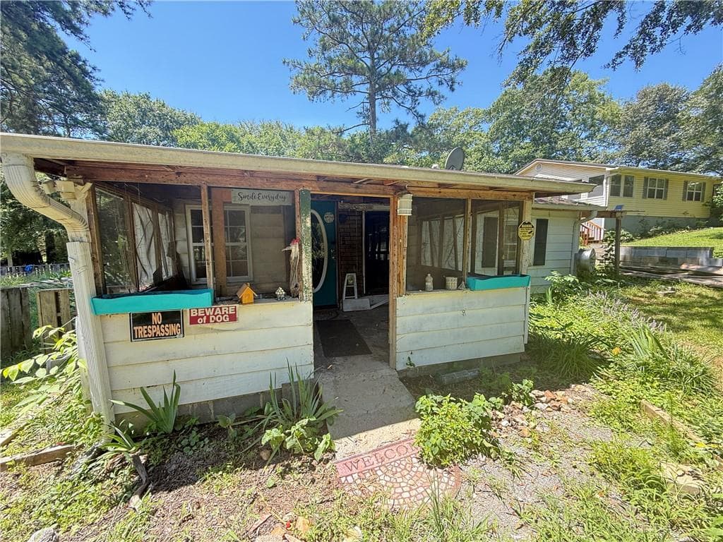 2 bedroom, 1 bathroom, 1,021 sq ft single family residence for sale at 81 Coleman Street, Kingston, GA 30145 — photo 3