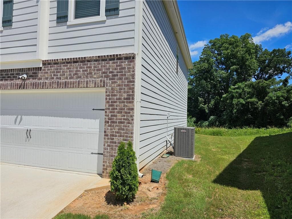 4 bedroom, 3 bathroom, 1,950 sq ft single family residence for rent at 96 Seed Lane, Pendergrass, GA 30567 for $2,100 a month — photo 3