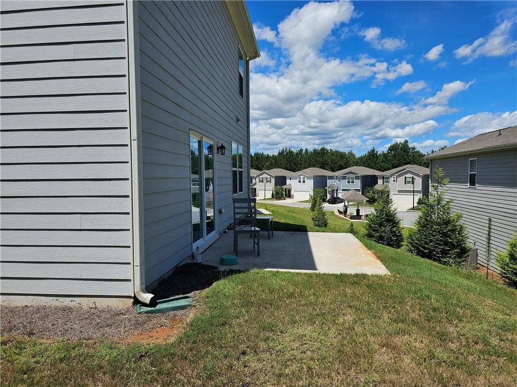4 bedroom, 3 bathroom, 1,950 sq ft single family residence for rent at 96 Seed Lane, Pendergrass, GA 30567 for $2,100 a month — photo 4