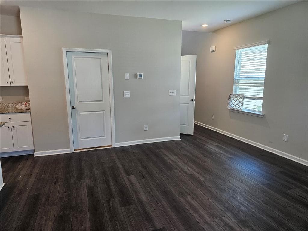 4 bedroom, 3 bathroom, 1,950 sq ft single family residence for rent at 96 Seed Lane, Pendergrass, GA 30567 for $2,100 a month — photo 7