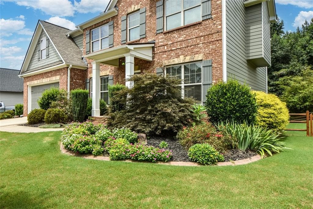6 bedroom, 5 bathroom, 4,321 sq ft single family residence under contract at 4320 Jeston Court, Cumming, GA 30028 — photo 3