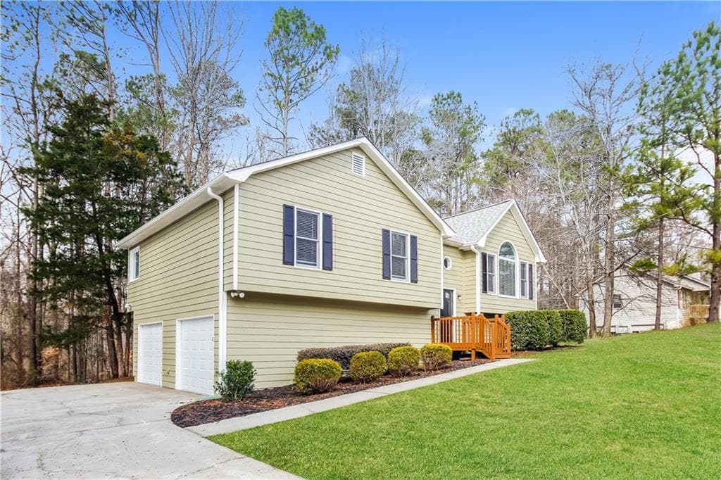 3 bedroom, 2 bathroom, 1,371 sq ft single family residence for rent at 108 Brandi Drive, Hiram, GA 30141 for $1,785 a month — photo 3