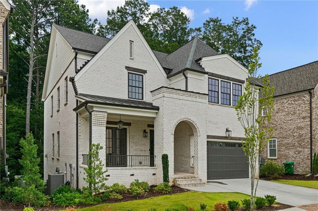 6 bedroom, 6 bathroom, 4,414 sq ft single family residence under contract at 4511 Caroline Walk, Atlanta, GA 30338 — photo 2