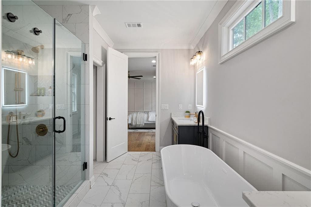 6 bedroom, 6 bathroom, 4,414 sq ft single family residence under contract at 4511 Caroline Walk, Atlanta, GA 30338 — photo 10
