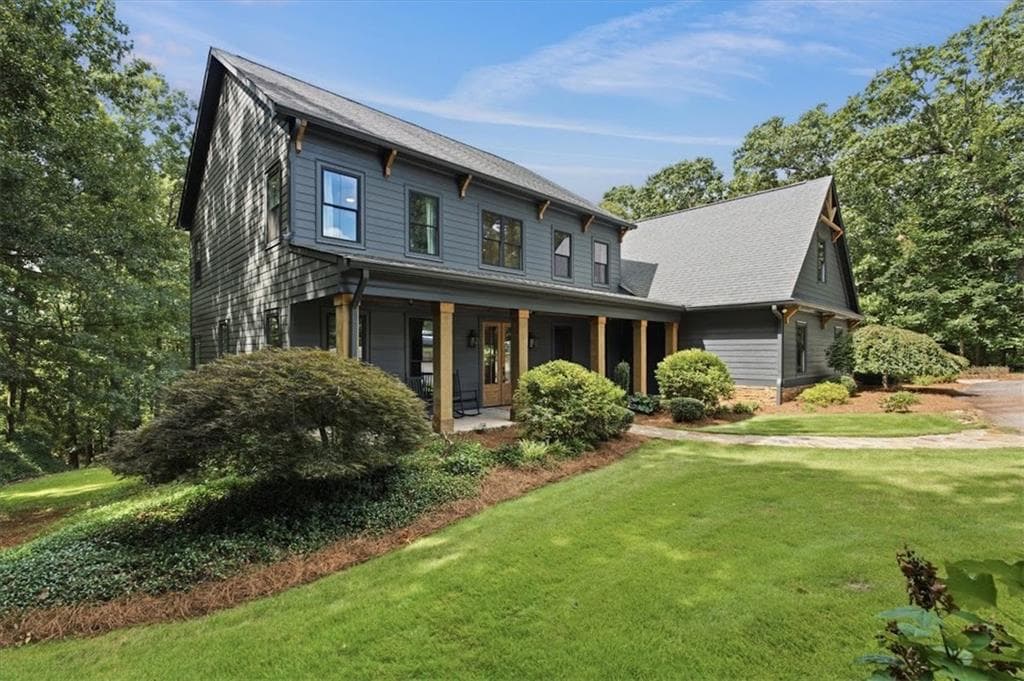 5 bedroom, 4 bathroom, 5,304 sq ft single family residence for sale at 992 Oak Grove Road, Carrollton, GA 30117