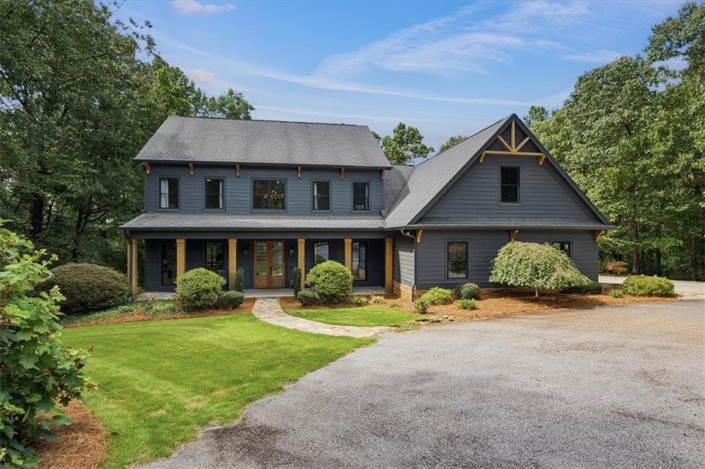5 bedroom, 4 bathroom, 5,304 sq ft single family residence for sale at 992 Oak Grove Road, Carrollton, GA 30117 — photo 4