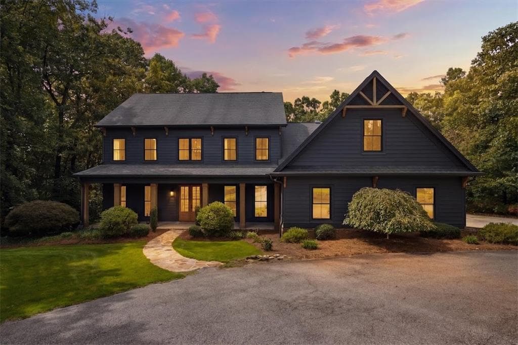 5 bedroom, 4 bathroom, 5,304 sq ft single family residence for sale at 992 Oak Grove Road, Carrollton, GA 30117 — photo 7