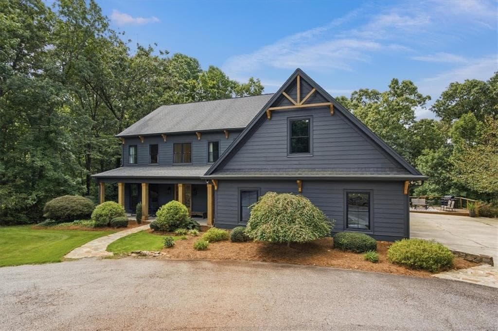 5 bedroom, 4 bathroom, 5,304 sq ft single family residence for sale at 992 Oak Grove Road, Carrollton, GA 30117 — photo 8