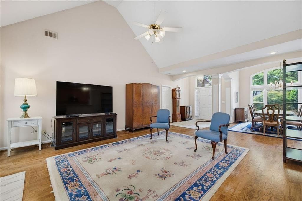 4 bedroom, 3 bathroom, 2,130 sq ft single family residence for sale at 5381 Glenbrooke Trail, Dunwoody, GA 30338 — photo 5