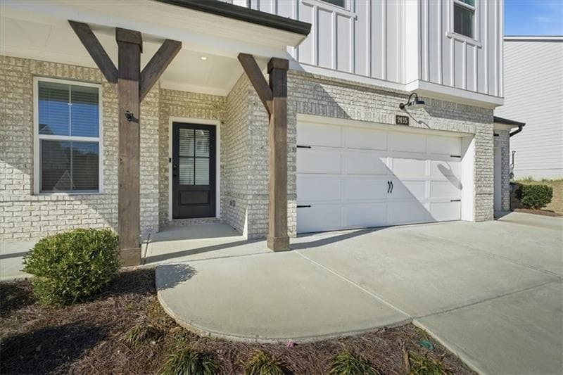 5 bedroom, 4 bathroom, 3,267 sq ft single family residence for sale at 2435 Hidden Creek Road, Kennesaw, GA 30152 — photo 4