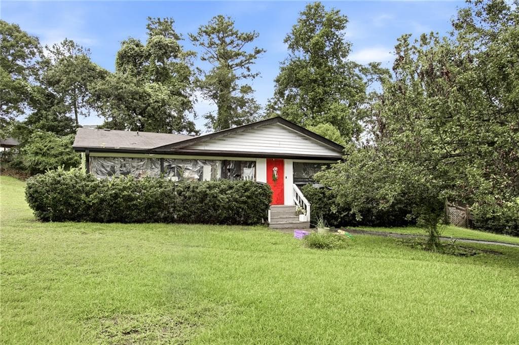 4 bedroom, 2 bathroom, 1,640 sq ft home for sale at 29 Settlement Road, Dallas, GA
