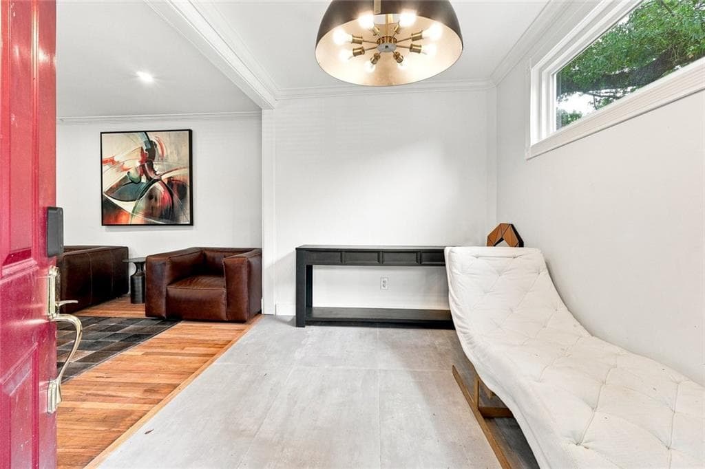 2 bedroom, 1 bathroom, 1,300 sq ft single family residence for rent at 1911 Woodland Hills Avenue, Atlanta, GA 30318 for $2,650 a month — photo 5