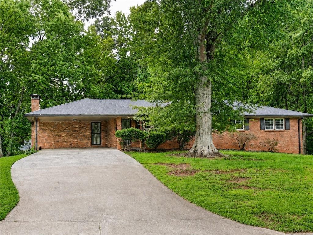 4 bedroom, 3 bathroom, 1,920 sq ft single family residence for sale at 4840 Cowan Road, Acworth, GA 30101