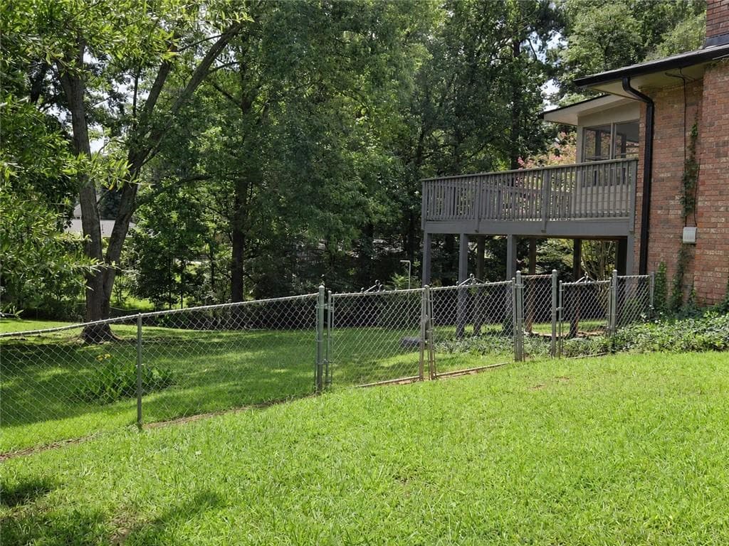 4 bedroom, 3 bathroom, 1,920 sq ft single family residence for sale at 4840 Cowan Road, Acworth, GA 30101 — photo 3