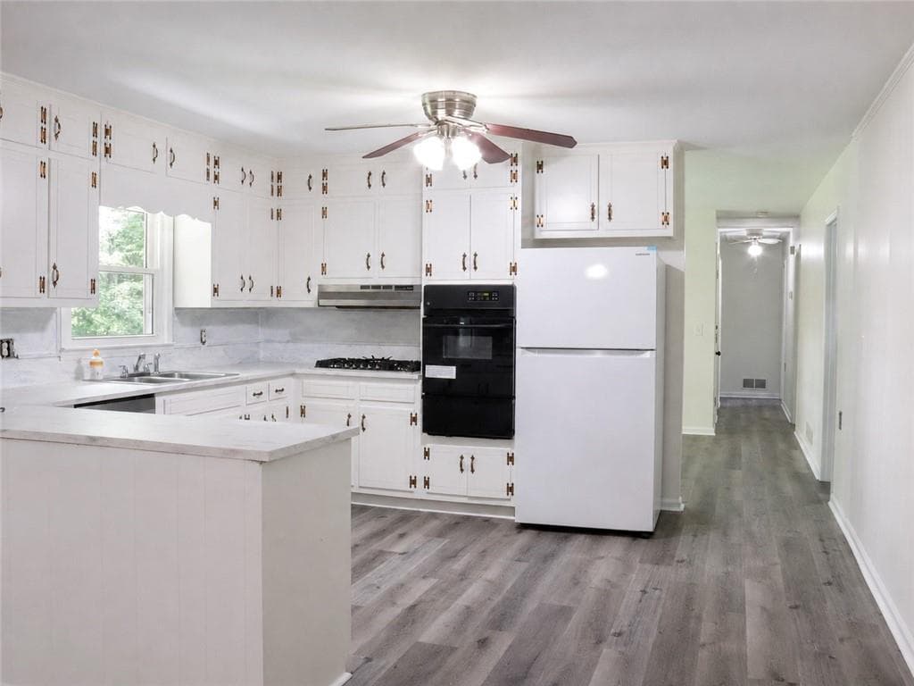 4 bedroom, 3 bathroom, 1,920 sq ft single family residence for sale at 4840 Cowan Road, Acworth, GA 30101 — photo 9
