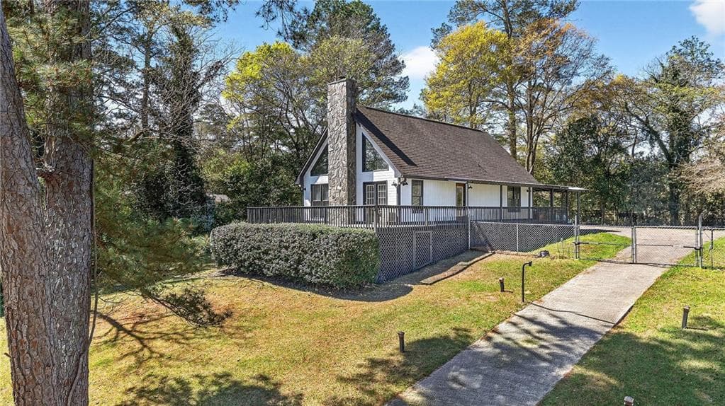 3 bedroom, 2 bathroom, 1,380 sq ft single family residence for sale at 720 Corbin Avenue, Macon, GA 31204 — photo 4