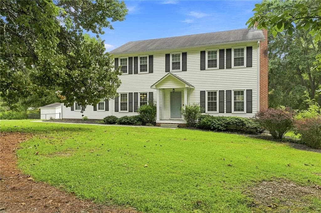 3 bedroom, 3 bathroom, 2,052 sq ft single family residence for sale at 16 Wood Forest Drive, Cartersville, GA 30120 — photo 5