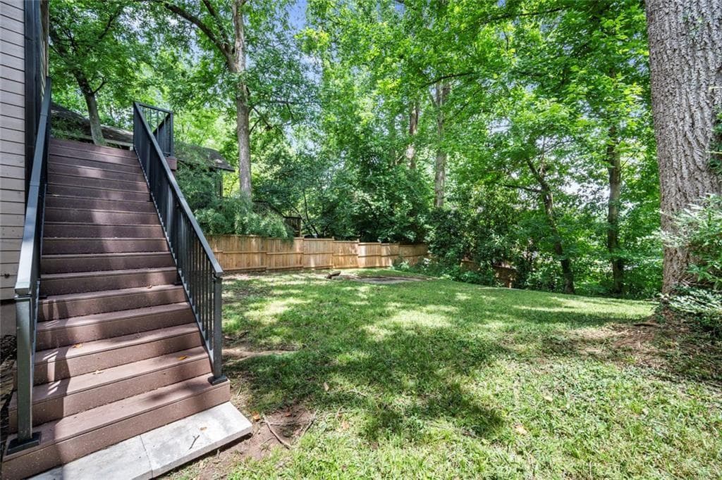 1 bedroom, 1 bathroom triplex for rent at 1126 Briarcliff Place 3, Atlanta, GA 30306 for $1,500 a month — photo 8