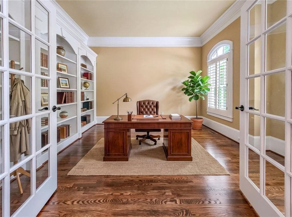 5 bedroom, 6 bathroom, 6,647 sq ft single family residence under contract at 7725 NW Marsh Court, Sandy Springs, GA 30328 — photo 6